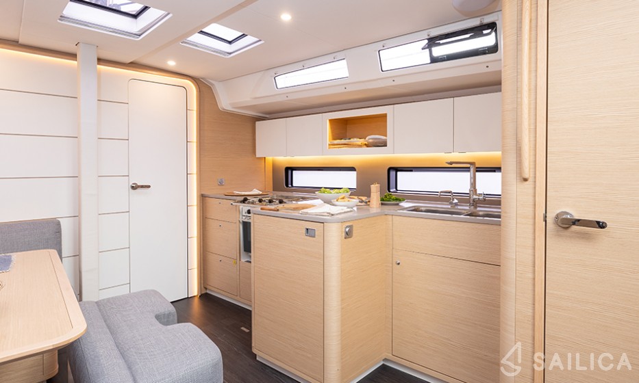 Dufour 41 - Yacht Charter Sailica