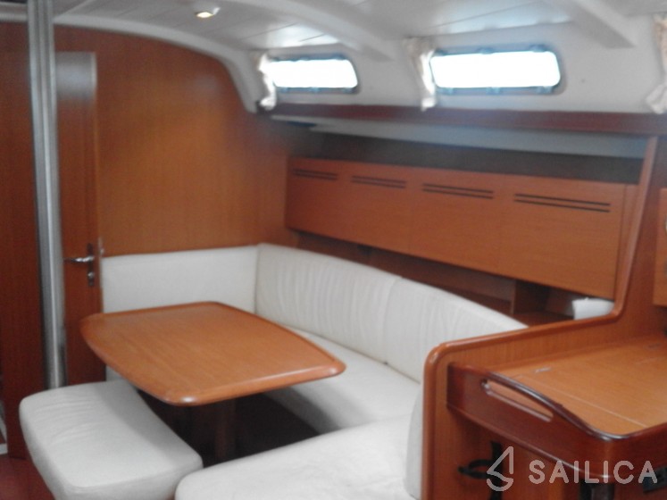 Cyclades 43 - Yacht Charter Sailica