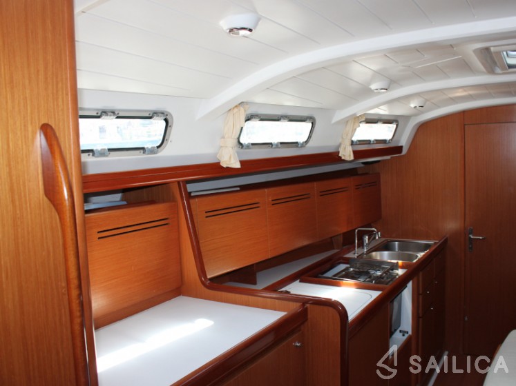 Cyclades 43 - Yacht Charter Sailica