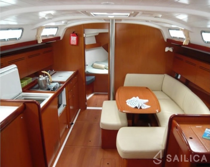 Cyclades 43 - Yacht Charter Sailica