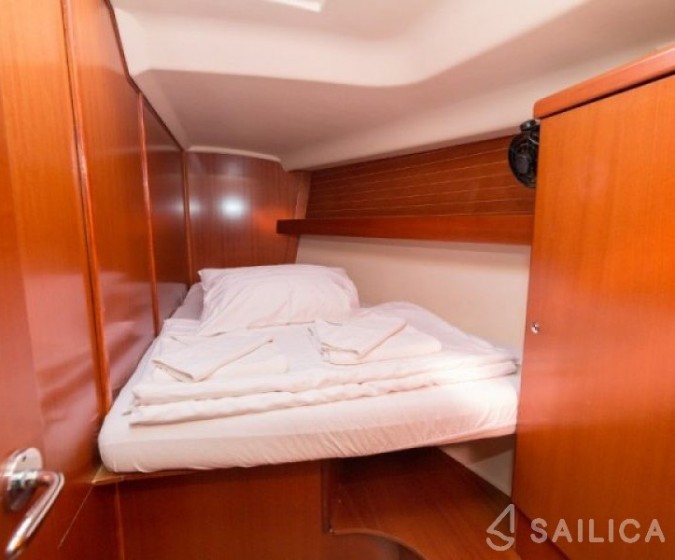 Dufour 455 Grand Large - Yacht Charter Sailica