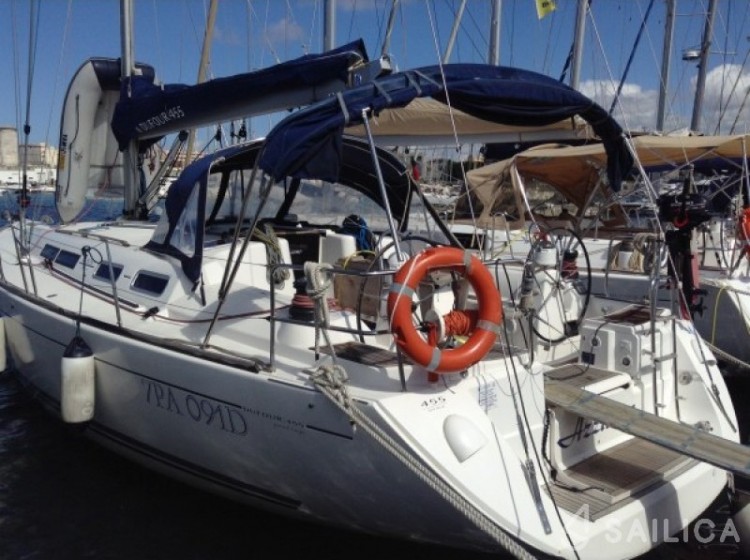 Dufour 455 Grand Large - Yacht Charter Sailica