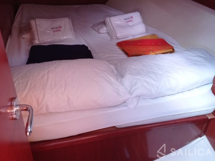Dufour 455 Grand Large - Yacht Charter Sailica