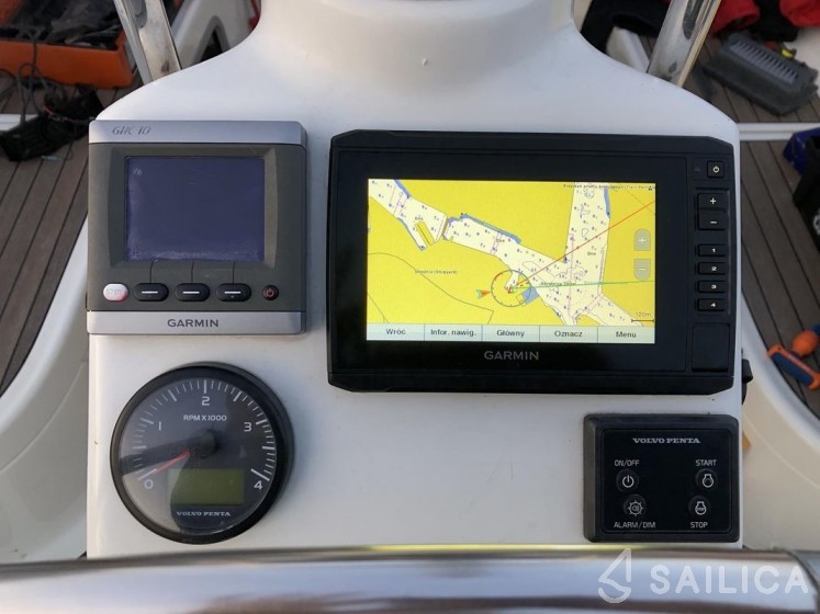 Delphia 40 - Yacht Charter Sailica