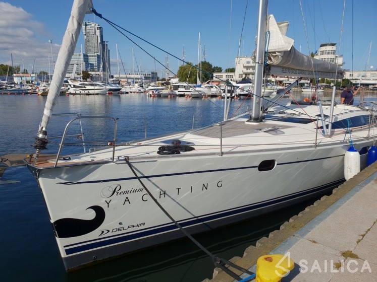 Delphia 47 - Yacht Charter Sailica