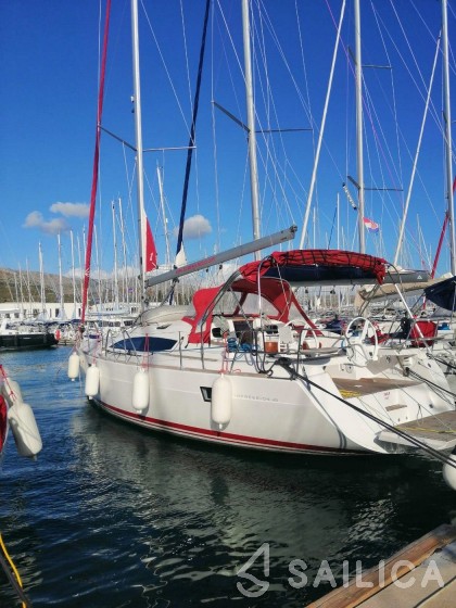 Elan 45 - Yacht Charter Sailica