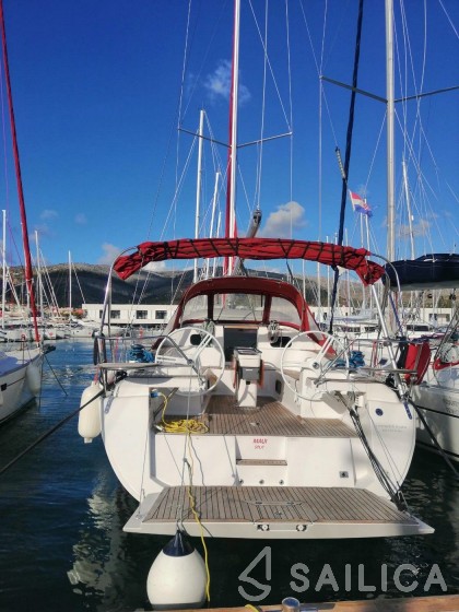 Elan 45 - Yacht Charter Sailica
