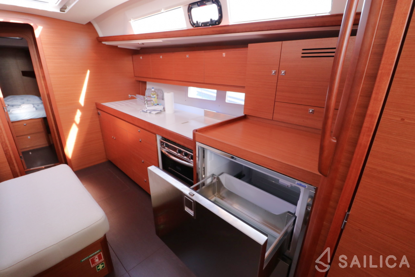 Dufour 460 GL - Yacht Charter Sailica