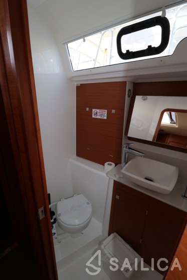 Dufour 460 GL - Yacht Charter Sailica