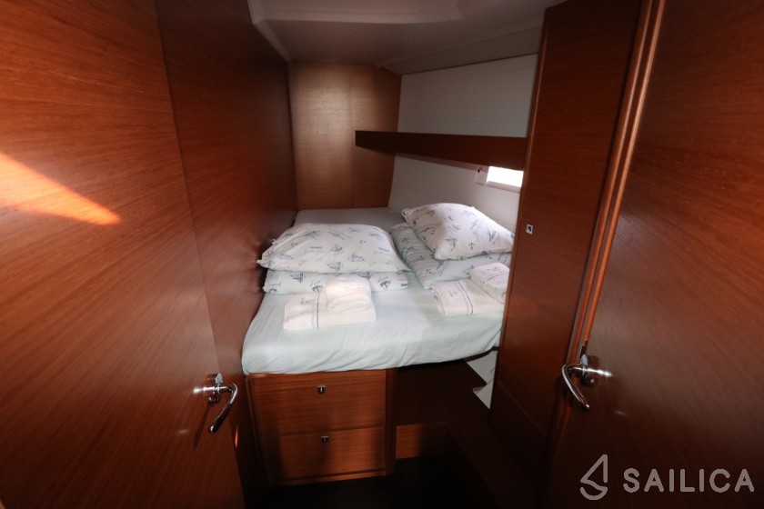 Dufour 460 GL - Yacht Charter Sailica