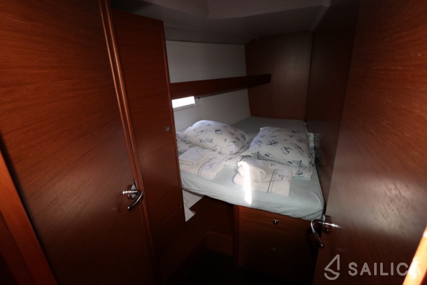 Dufour 460 GL - Yacht Charter Sailica