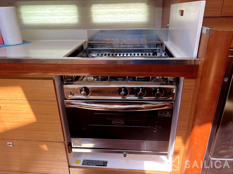 Dufour 460 GL - Yacht Charter Sailica