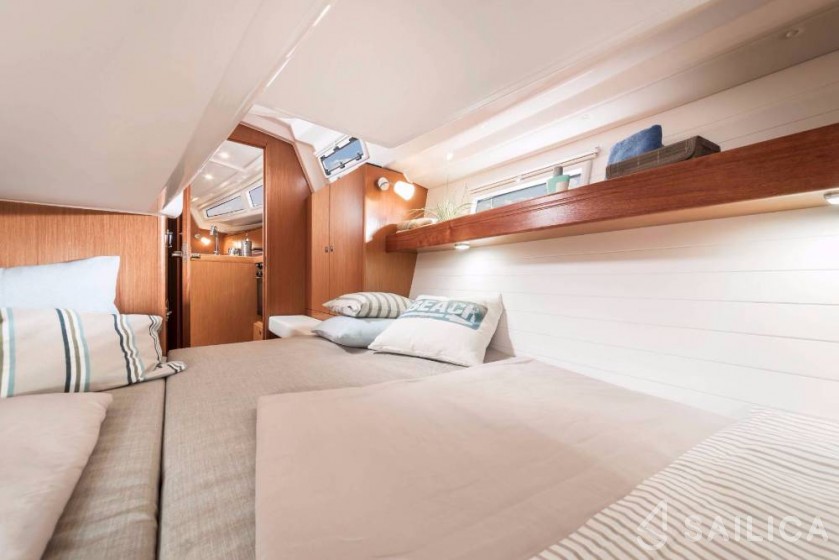 Bavaria 34 Cruiser - Yacht Charter Sailica
