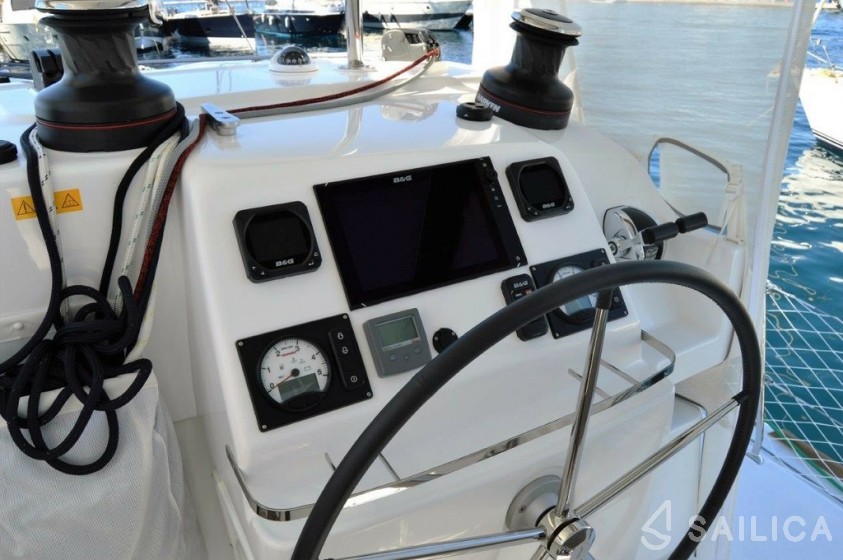 Lagoon 450 S - 4 + 2 cab. - Yacht Charter Sailica
