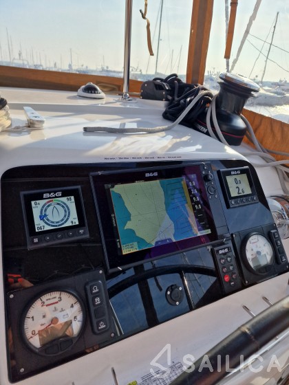 Lagoon 450 S - 4 + 2 cab. - Yacht Charter Sailica