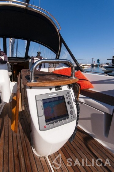 Sun Odyssey 39i - Yacht Charter Sailica