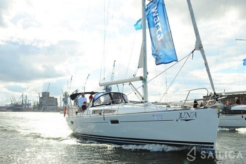 Sun Odyssey 39i - Yacht Charter Sailica