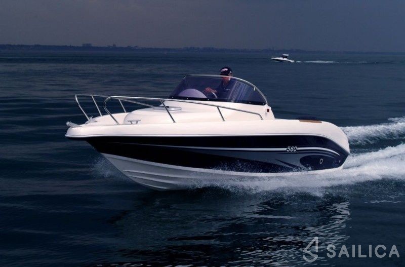 Mazury 560 - Yacht Charter Sailica