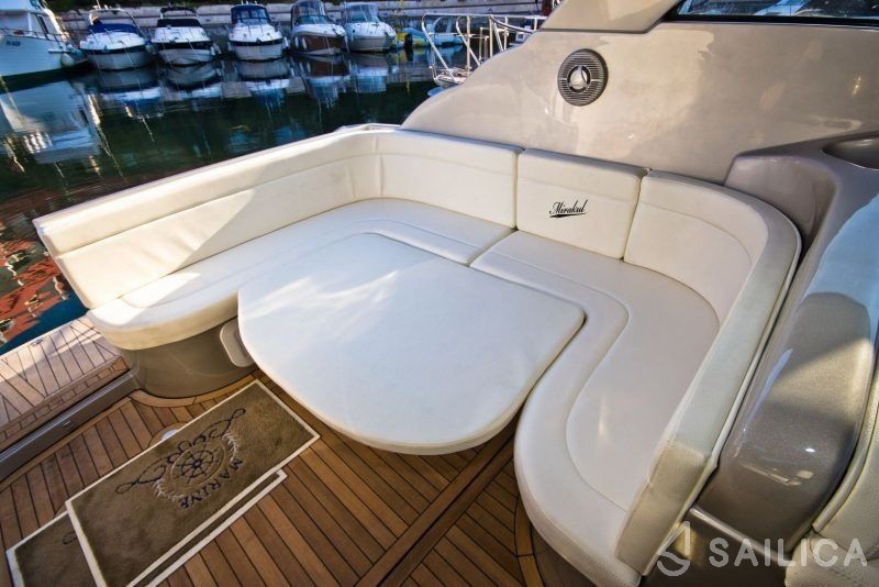 Mirakul 30 - Yacht Charter Sailica