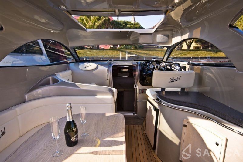 Mirakul 30 - Yacht Charter Sailica
