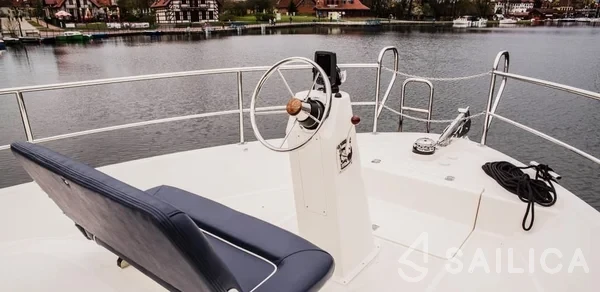 Nautika 1300  - Yacht Charter Sailica