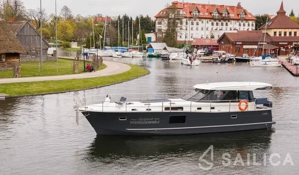 Nautika 1300  - Yacht Charter Sailica