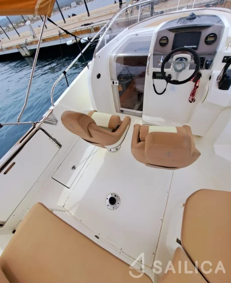 Cap Camarat 755WA - Yacht Charter Sailica