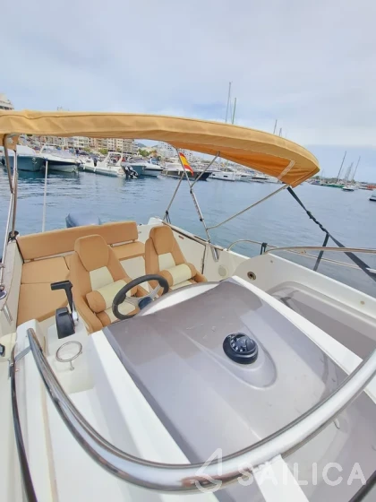 Cap Camarat 755WA - Yacht Charter Sailica