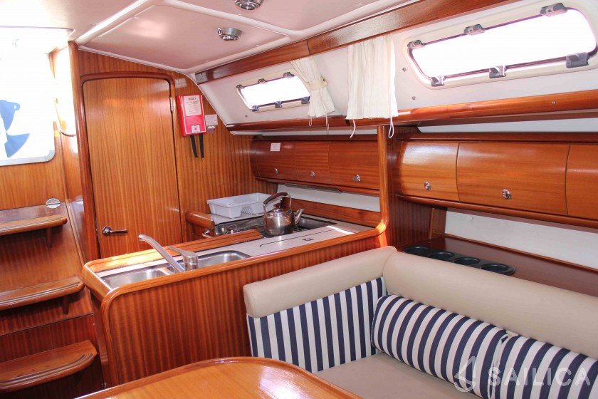 Bavaria 36 - Yacht Charter Sailica