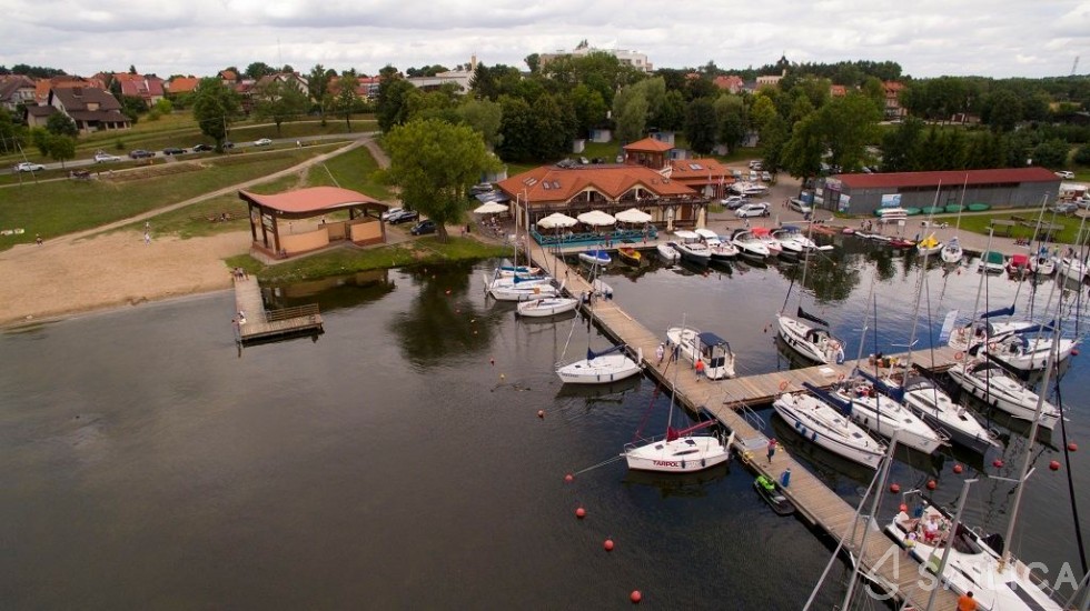 Platinum 989 - Yacht Charter Sailica
