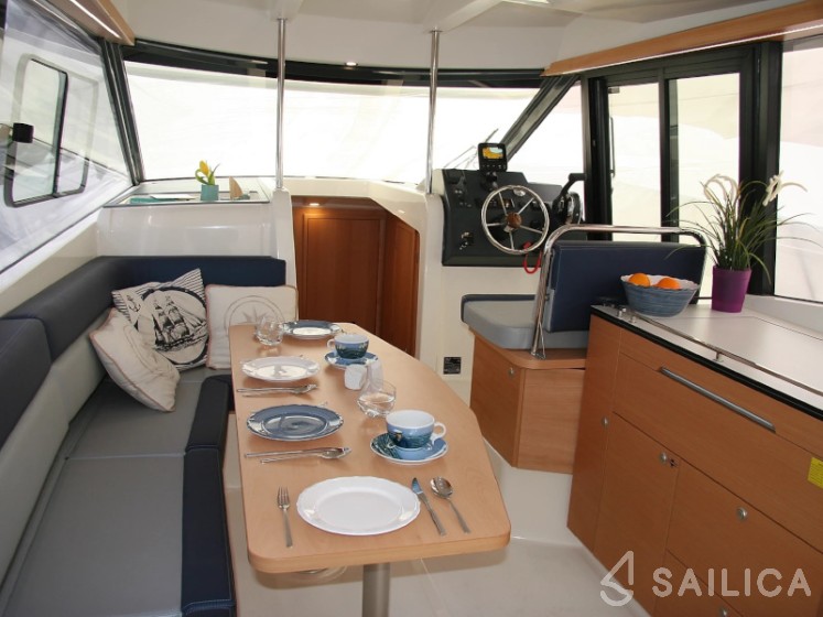 Platinum 989 - Yacht Charter Sailica