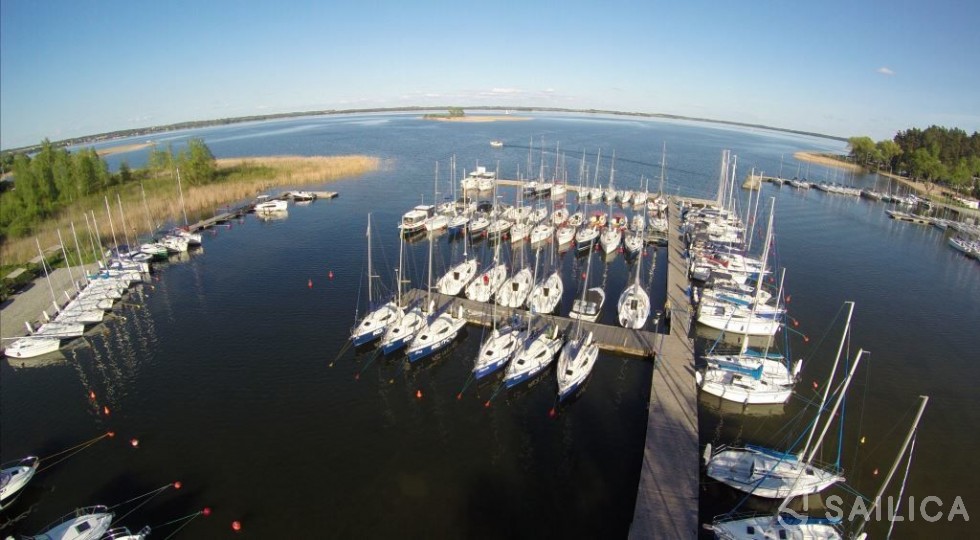Platinum 989 - Yacht Charter Sailica