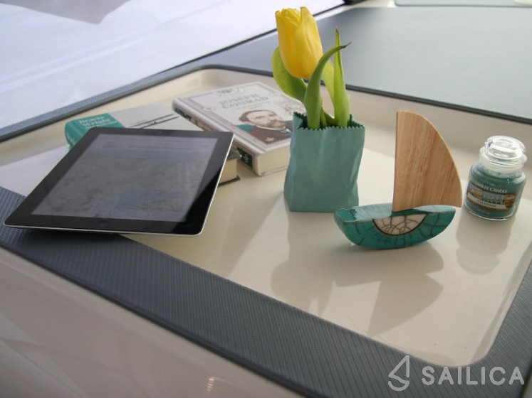 Platinum 989 - Yacht Charter Sailica
