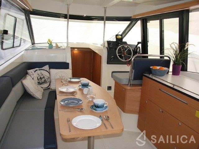 Platinum 989 - Yacht Charter Sailica