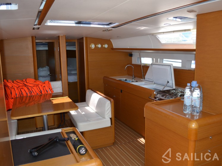 Sun Odyssey 509 - Yacht Charter Sailica