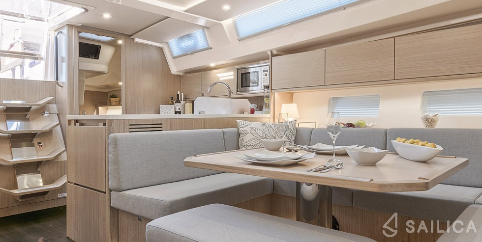 Bavaria C45 - Yacht Charter Sailica