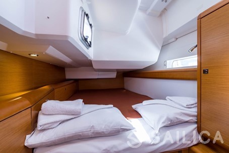 Sun Odyssey 469 - Yacht Charter Sailica