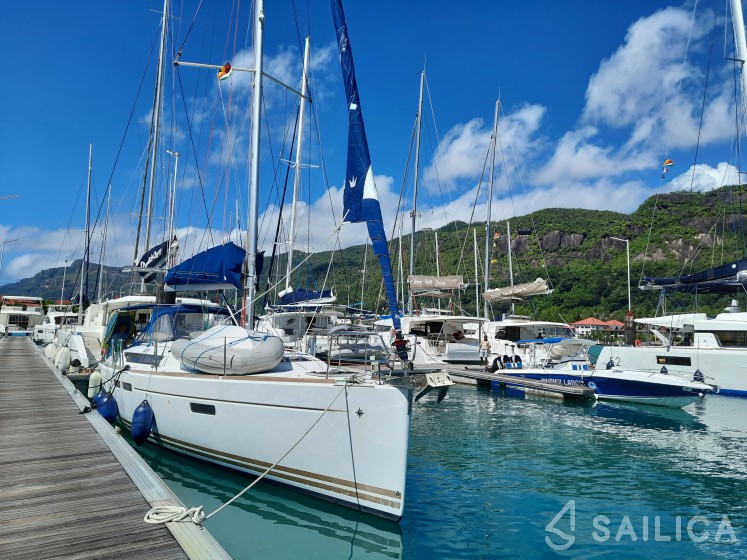 Sun Odyssey 469 - Yacht Charter Sailica