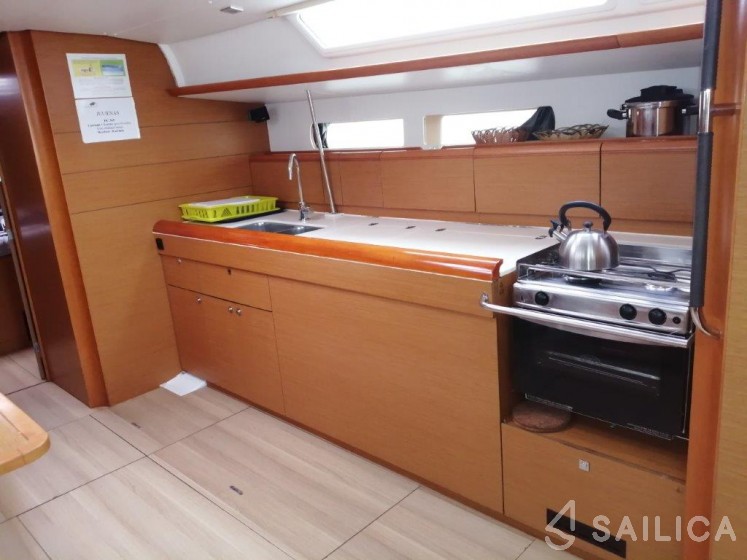Sun Odyssey 469 - Yacht Charter Sailica