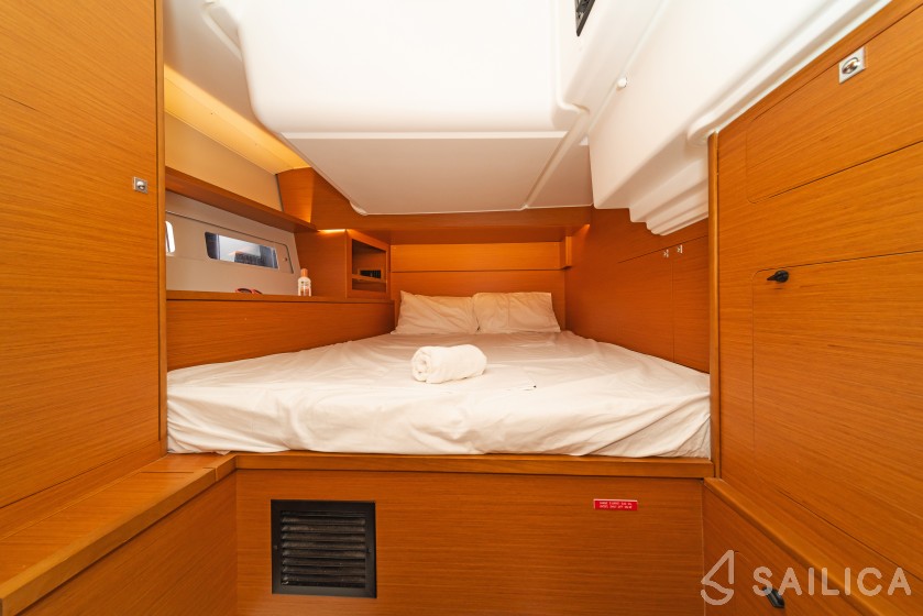 Dufour 530 - Yacht Charter Sailica
