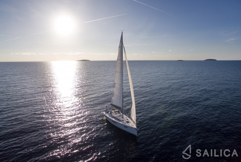 More 40 - Yacht Charter Sailica