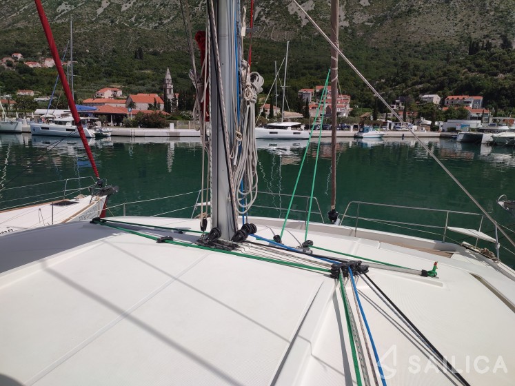 Bali 4.5 - Yacht Charter Sailica