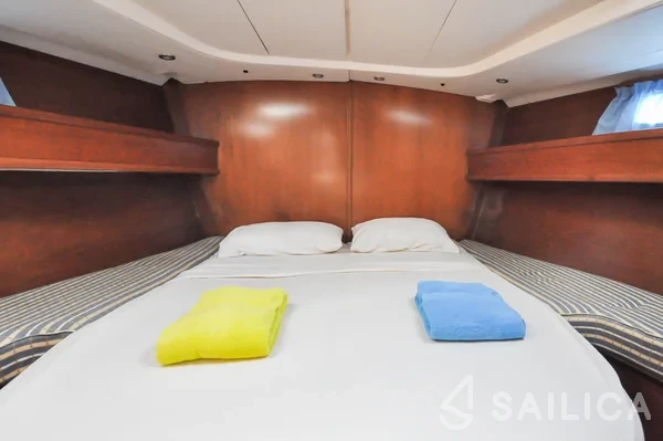 Sun Odyssey 54DS - Yacht Charter Sailica