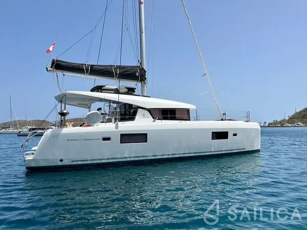 Lagoon 42 - Yacht Charter Sailica