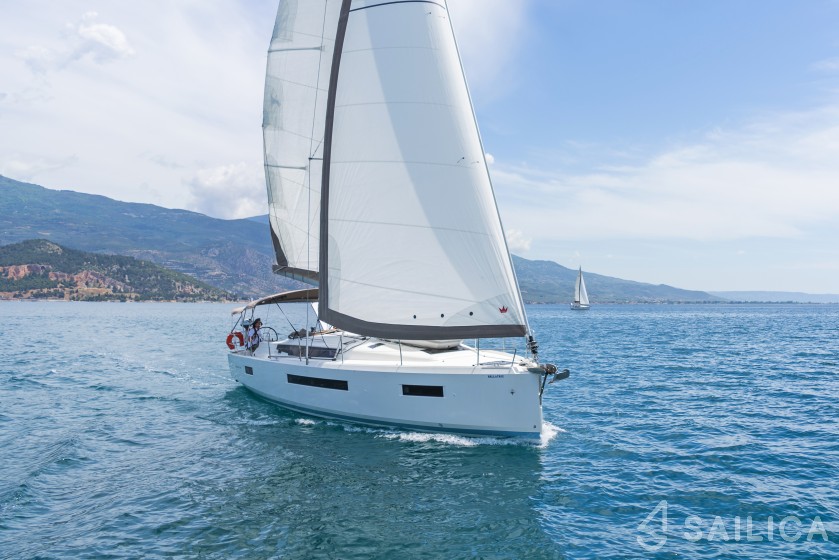 Sun Odyssey 490 - Yacht Charter Sailica