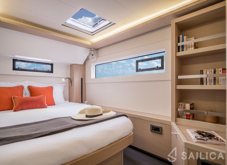 Lagoon 46  - Yacht Charter Sailica