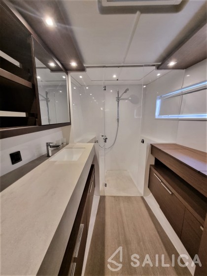 Lagoon 46  - Yacht Charter Sailica