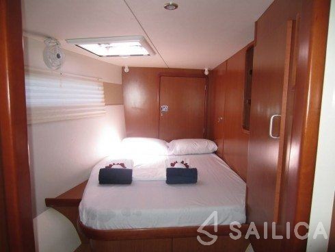 Leopard 46 - Yacht Charter Sailica