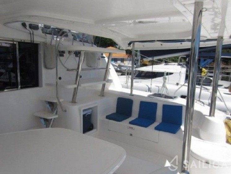 Leopard 46 - Yacht Charter Sailica