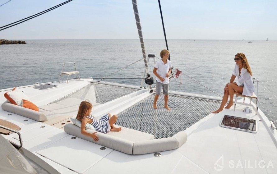 Nautitech 46 - Yacht Charter Sailica